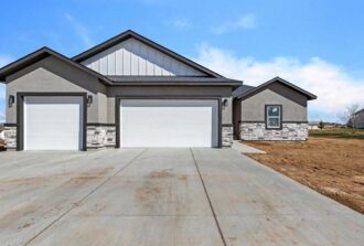 256 Mariposa Cir, Shoshone