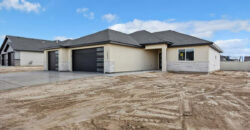1003 Black Mt Drive, Kimberly
