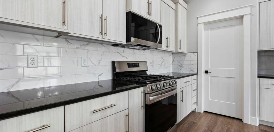 1003 Black Mt Drive, Kimberly