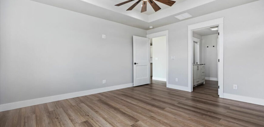 1003 Black Mt Drive, Kimberly