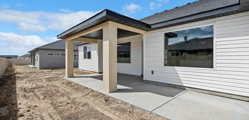 1003 Black Mt Drive, Kimberly