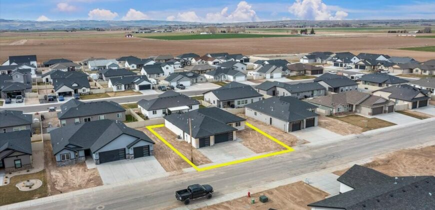 1003 Black Mt Drive, Kimberly