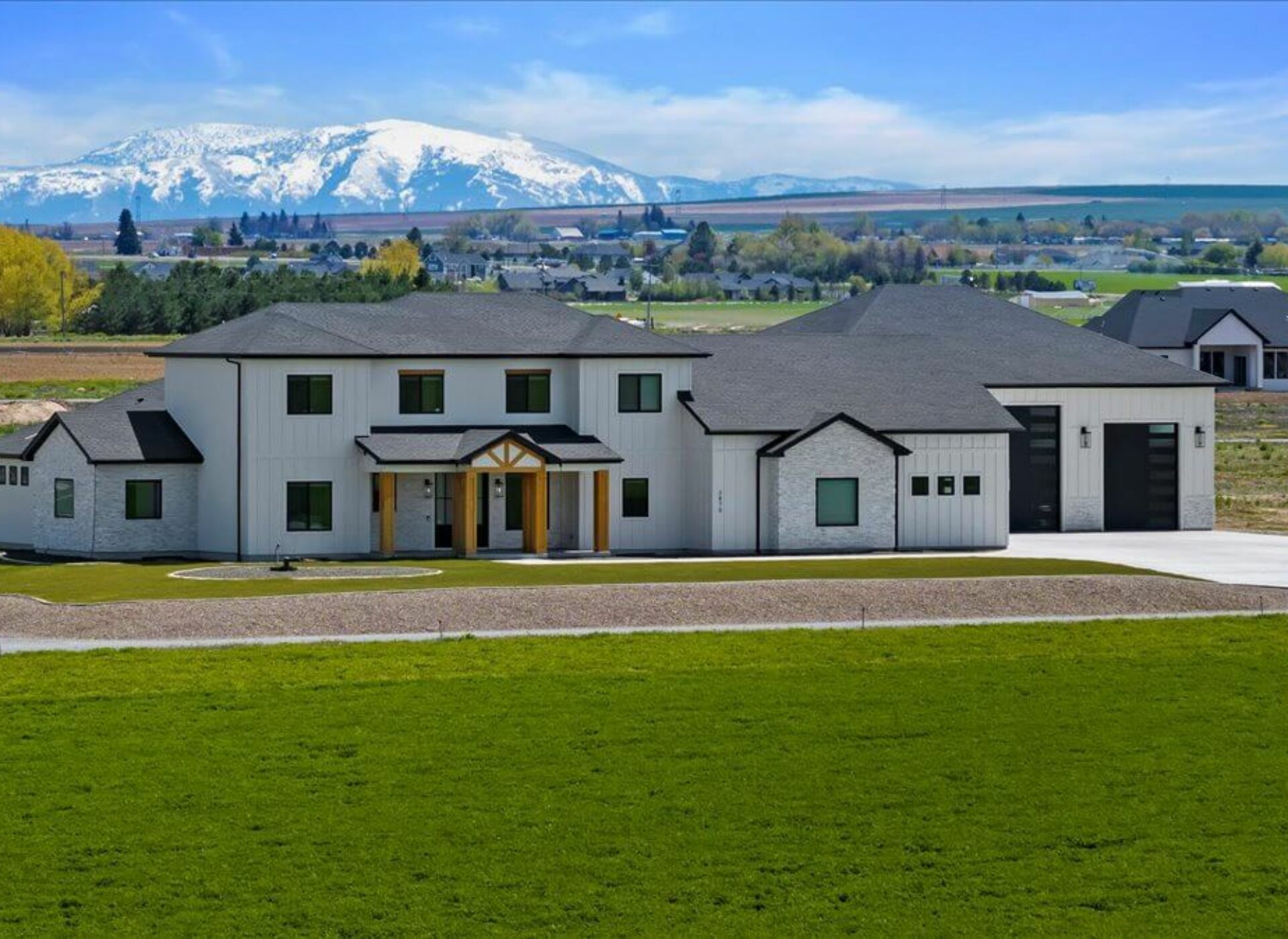 3553 E 3876 N, Kimberly