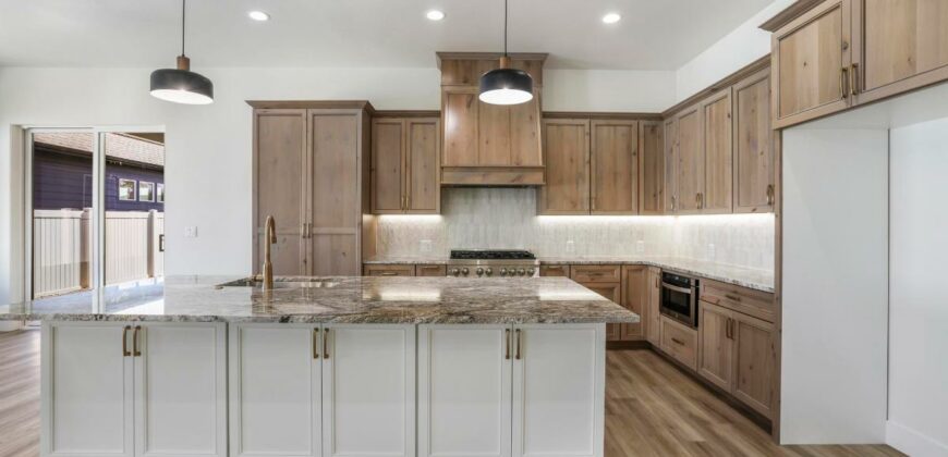 513 Falling Leaf Lane. Twin Falls ID