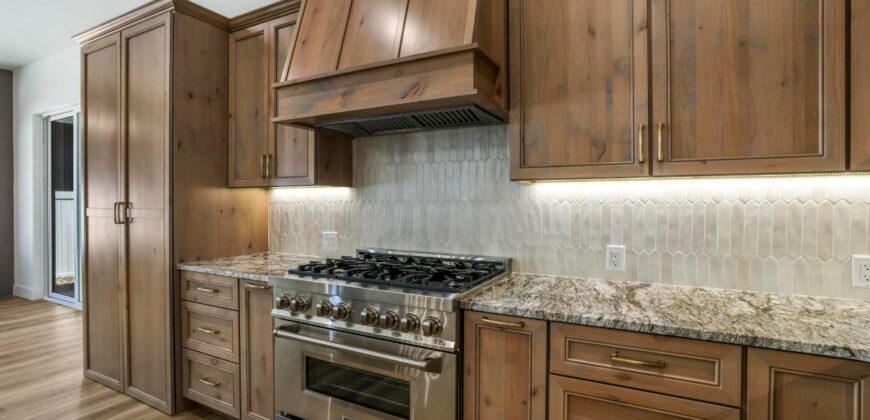 513 Falling Leaf Lane. Twin Falls ID