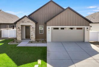 513 Falling Leaf Lane. Twin Falls ID