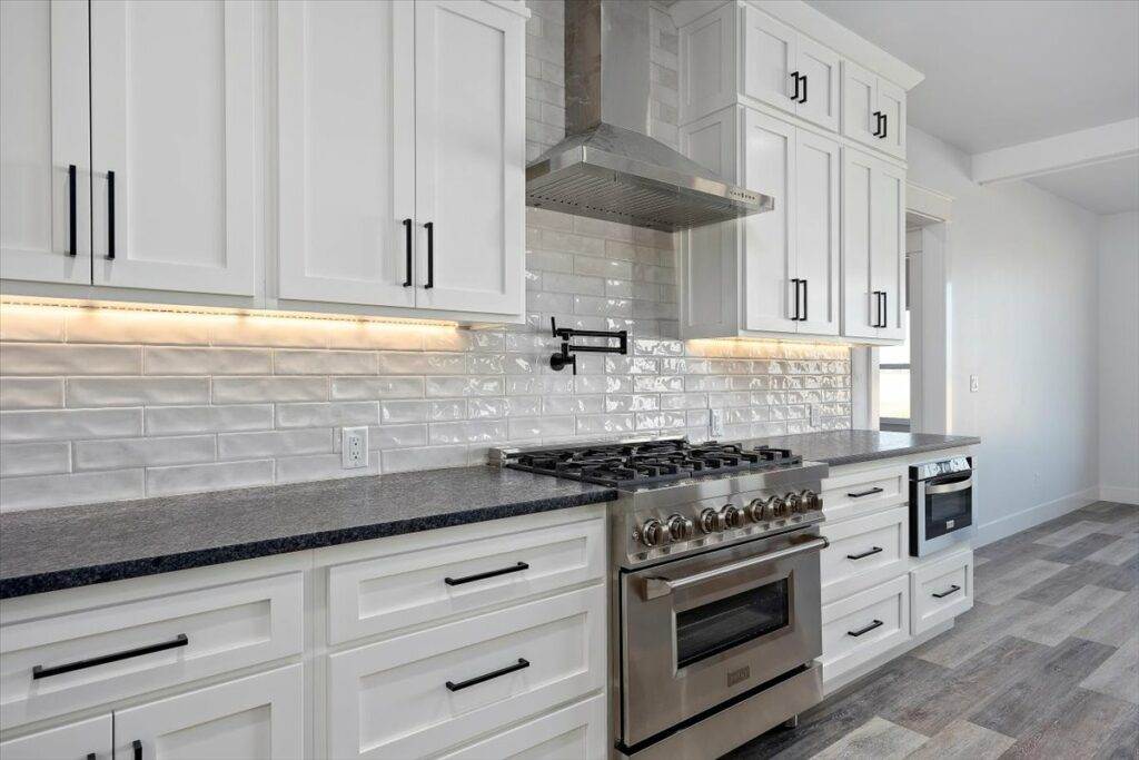 15-Kitchen