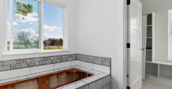 256 Mariposa Cir, Shoshone