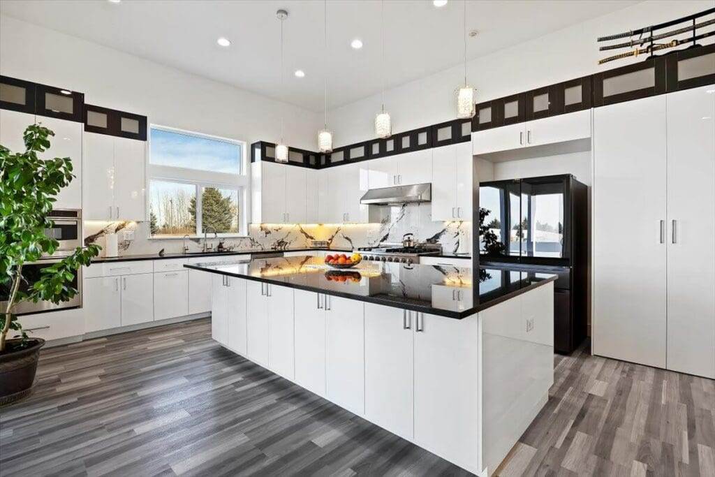 17-Kitchen