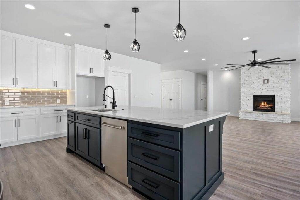 18-Kitchen