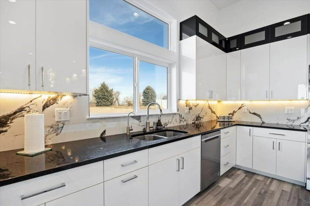 20-Kitchen