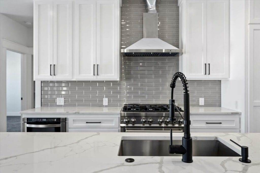 21-Kitchen