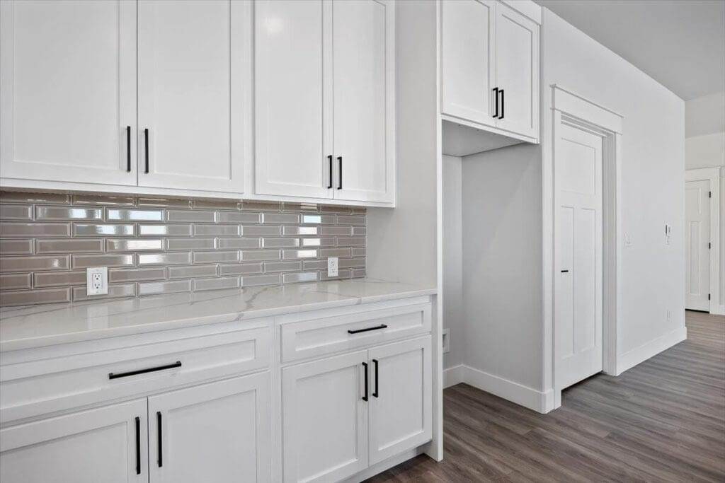 23-Kitchen