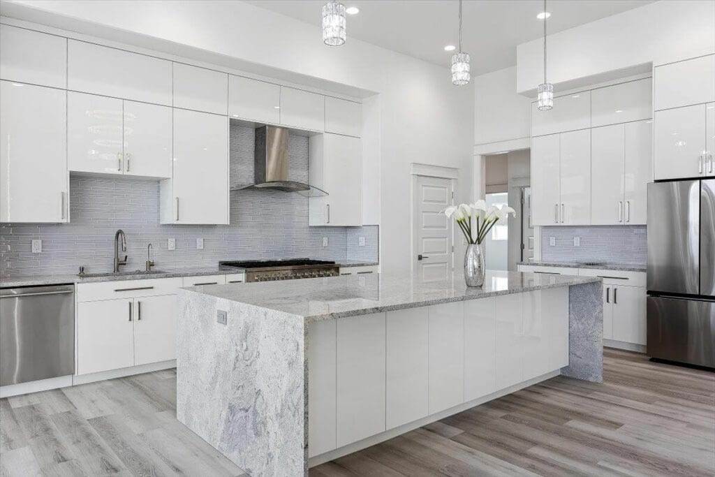 16-Kitchen