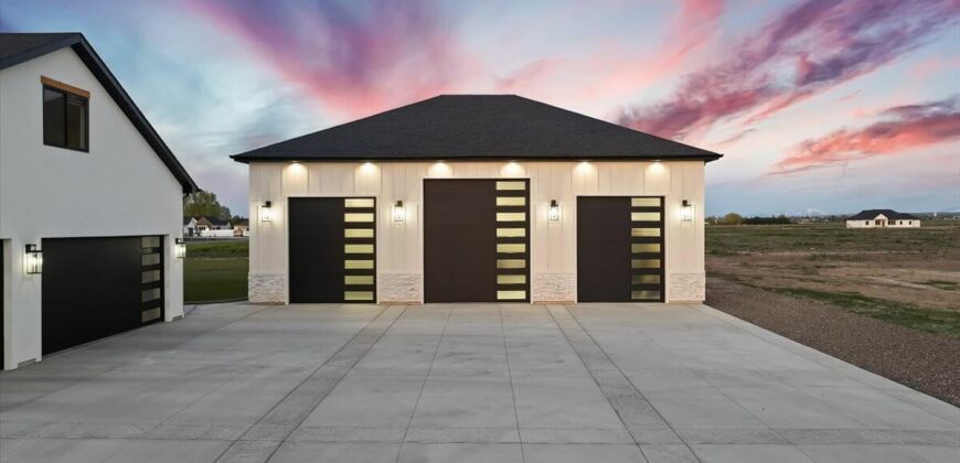 3553 E 3876 N, Kimberly