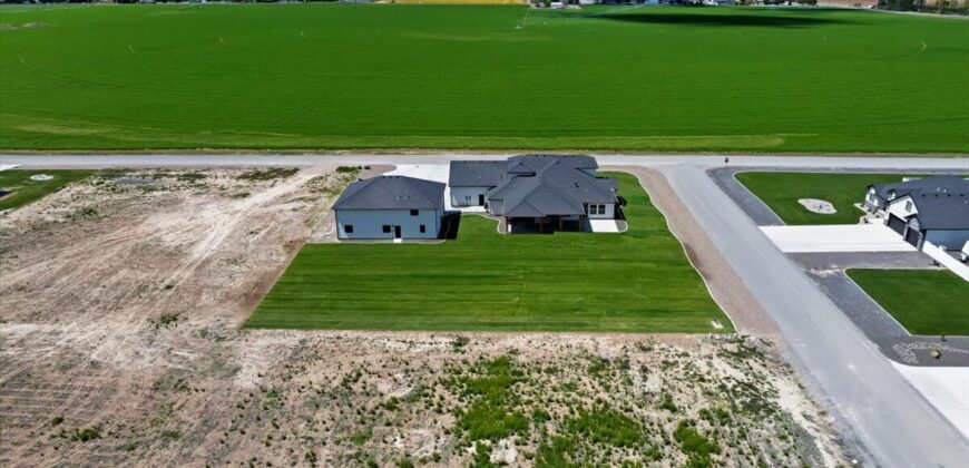 3553 E 3876 N, Kimberly