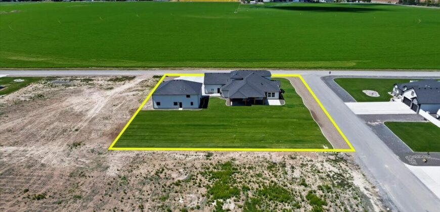 3553 E 3876 N, Kimberly