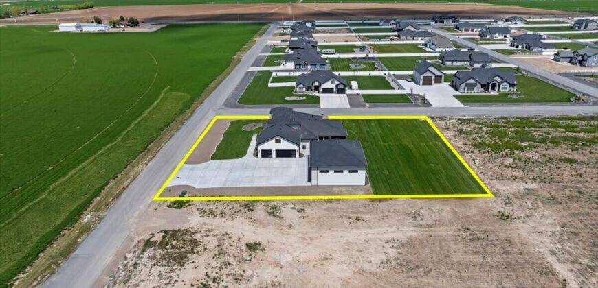 3553 E 3876 N, Kimberly